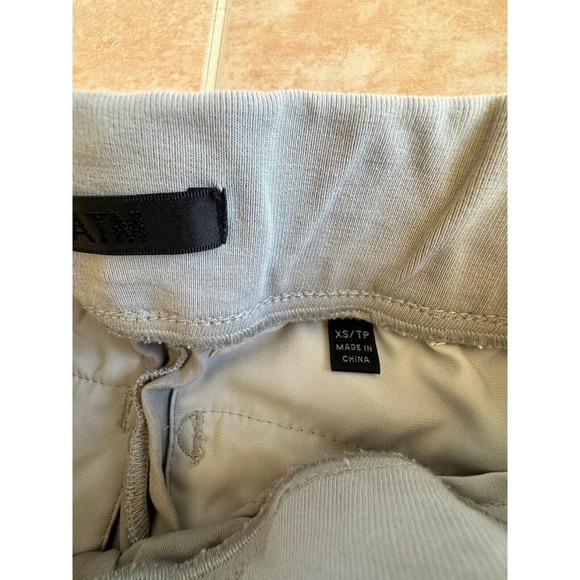 Worn once- ATM XS Tencel Joggers with Zipper Pockets‎ - Picture 5 of 9